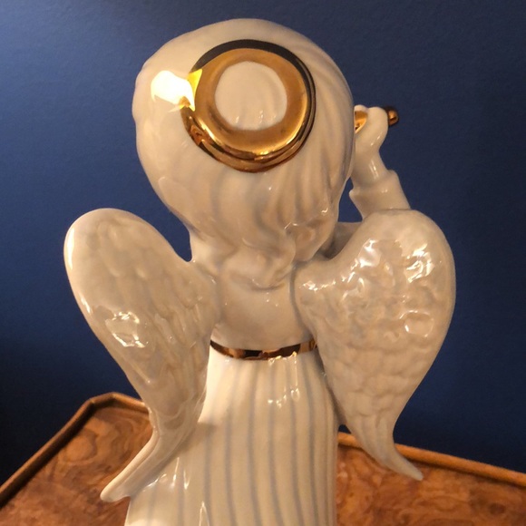 Angel Playing Flute White & Gold 12” Flowing Gown Figure Atlantic Mold Company - Picture 7 of 13
